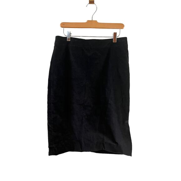 Kenar Velvet Pencil Skirt Black 8 - Picture 1 of 3